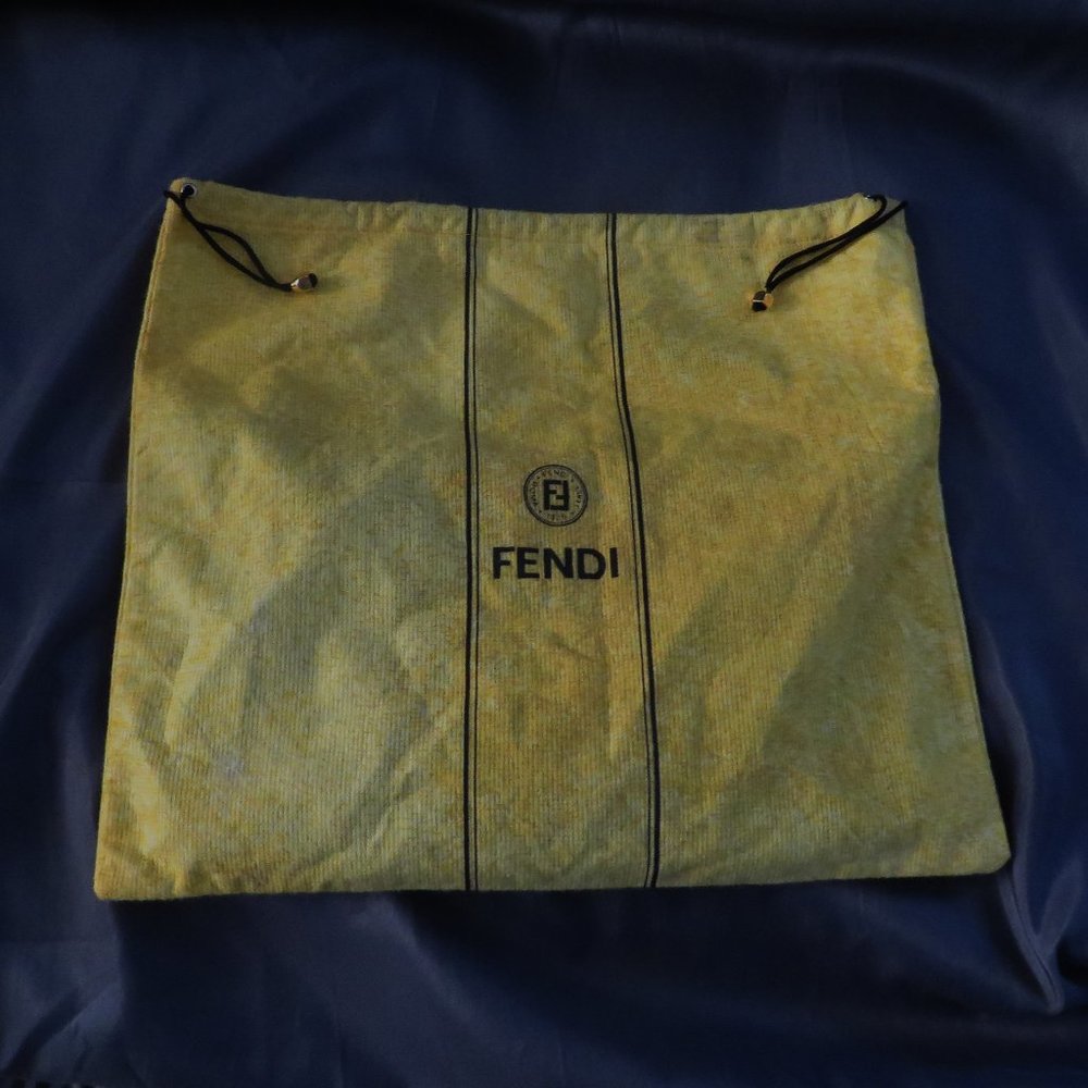 ❤️ Auth FENDI Double Flap Zucca Canvas & Leather Shoulder Bag Italy +DUSTBAG - Picture 15 of 15
